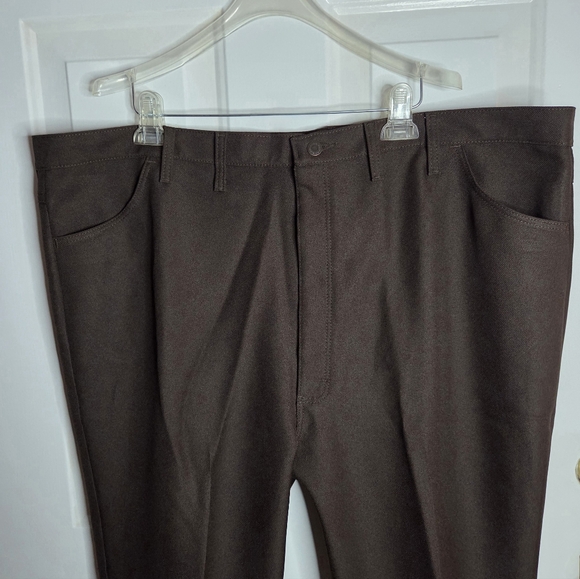 Mens Wrangler Wrancher Wrinkle Resistent Pants 48x32 Brown NWT - Picture 3 of 7